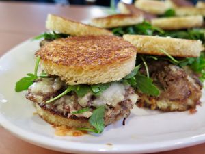 July 25, 2017 - This week's tablehopper: teach me how to Dougie.