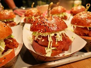 November 14, 2017 - This week's tablehopper: give it all you've got.