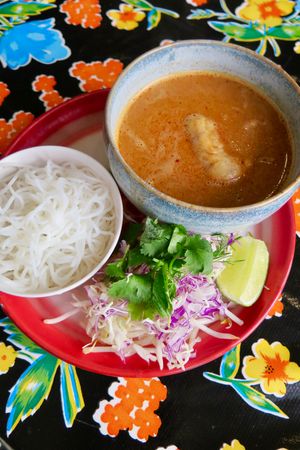 January 22, 2019 - This week's tablehopper: in the weeds.