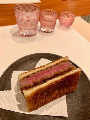 September 10, 2019 - This week's tablehopper: quicksilver.