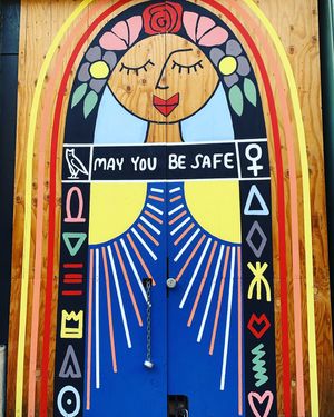 This week's tablehopper: hopper-cize your holiday.