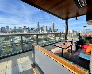 This week's tablehopper: marching forward.