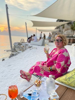 June 21, 2022 - This week's tablehopper: Grecian formula.