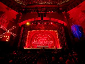 September 13, 2022 - This week's tablehopper: signs of life.