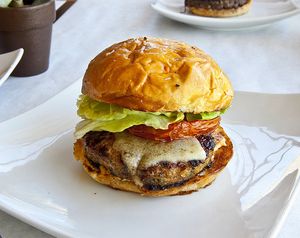 Marina/Cow Hollow News: Umami Burger Move