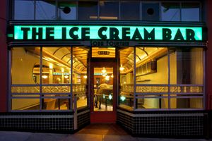 Ice Cream Bar Opening in Cole Valley