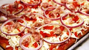 Smokin' Deals: Sicilian Pizza at Palio (and a Party!), Half Off at Green Chile Kitchenette