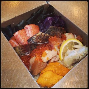 Tidbits: Chirazushi for Lunch, Bite Me Happy Hour, Brunch at Sabrosa, More