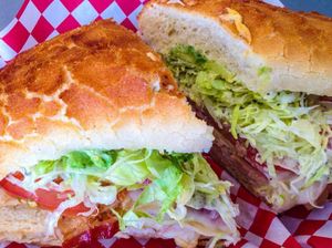 Gut-Bustin' Openings: Adam's Grub at Chug Pub, Homeskillet, Grubbin'