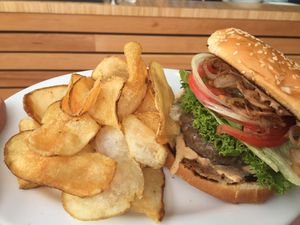 Tidbits: Papa Mak's Burgers, Pao Jao, Eatsa