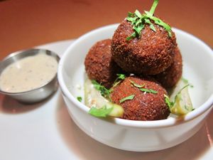 Alba Ray's Now Open in the Mission, Serving Up a Taste of New Orleans