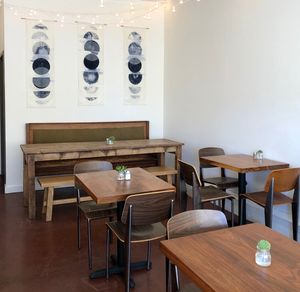 New Cafés: Boavida, Bloomstock, and Palmetto Superfoods