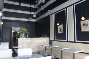 Now Open (S&R Lounge) and Closed (Et Al)