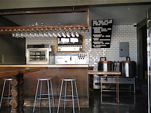 Cervecería de MateVeza Opens on Dolores Park