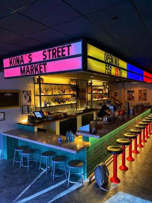 Can't Stop, Won't Stop: Kona's Street Market Now Open