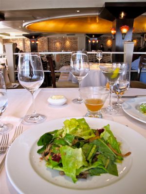 Special Holiday Dining Hours and Offers