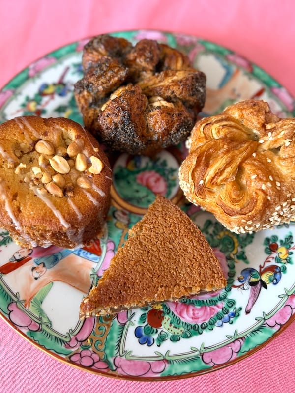 This week’s tablehopper: playin’ chicken.